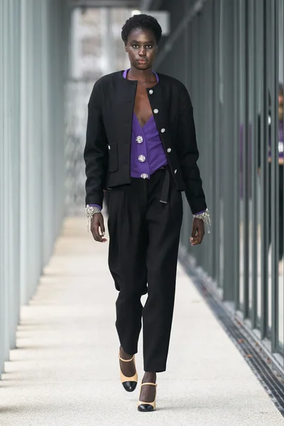 Look 7